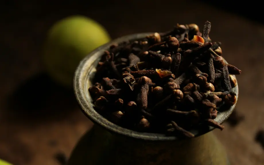 Cloves